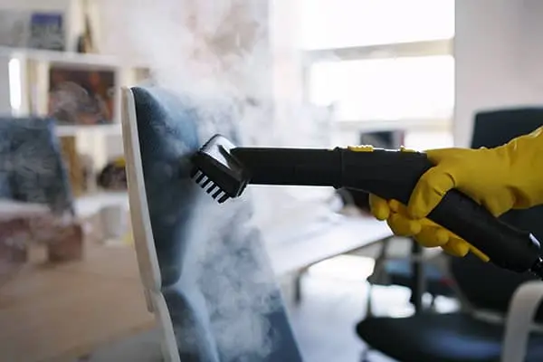 Dubinsko čišćenje nameštaja na Zvezdari – pokrivamo celu opštinu Zvezdara Beograd